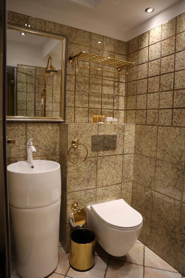 Apartamento Hidden Bank: Golden Plovdiv Exterior foto