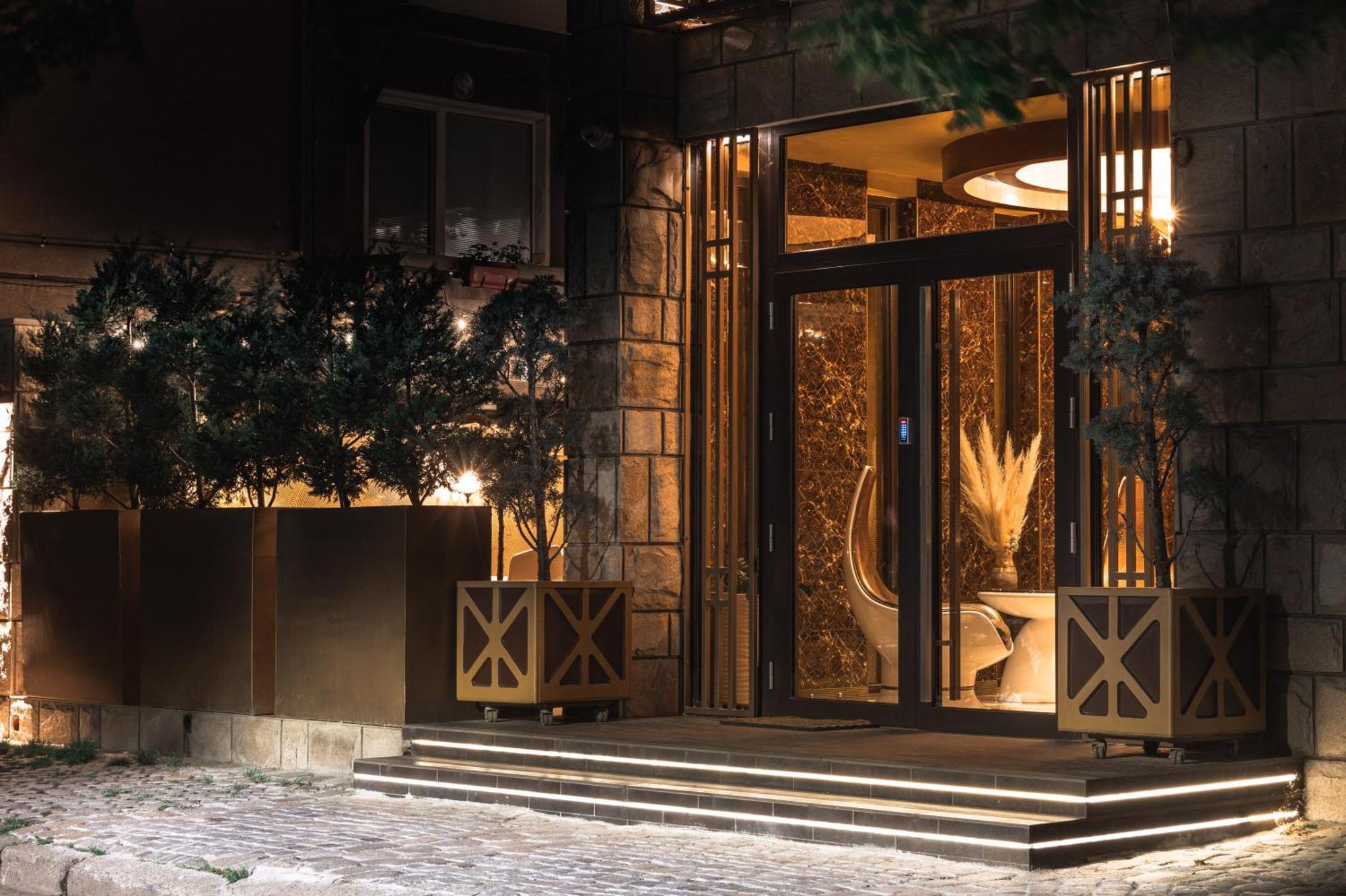 Apartamento Hidden Bank: Golden Plovdiv Exterior foto